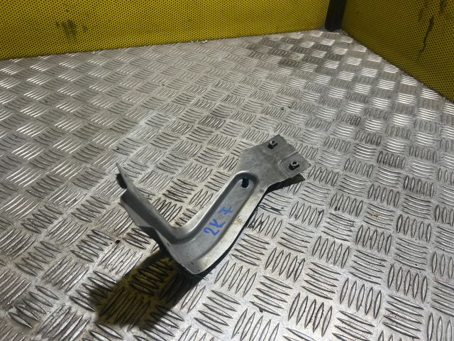 bontott VW TOURAN Bal Sárvédő Oldaltartó