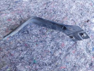 bontott VW TOURAN Bal Sárvédő Oldaltartó