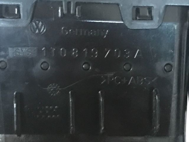 bontott VW TOURAN Bal Szellőző