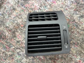 bontott VW TOURAN Bal Szellőző