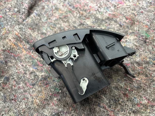 bontott VW TOURAN Bal Szellőző