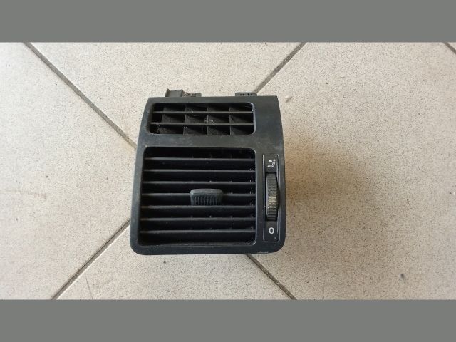 bontott VW TOURAN Bal Szellőző