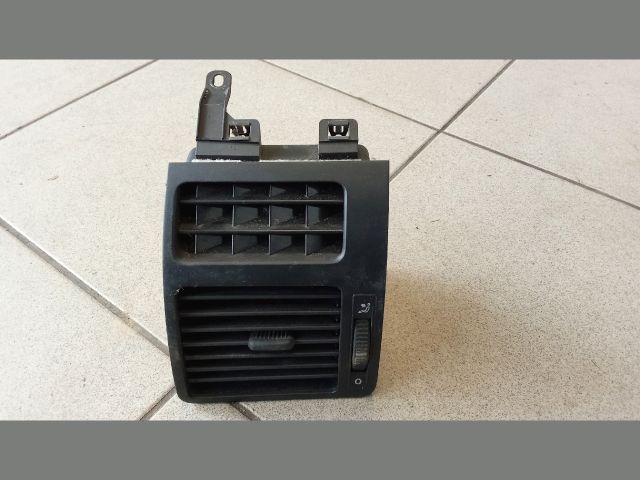 bontott VW TOURAN Bal Szellőző