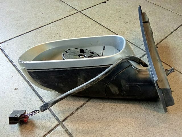 bontott VW TOURAN Bal Visszapillantó Tükör Burkolat