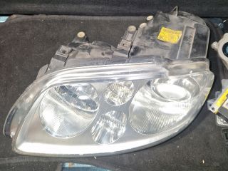 bontott VW TOURAN Bal Xenon Fényszóró