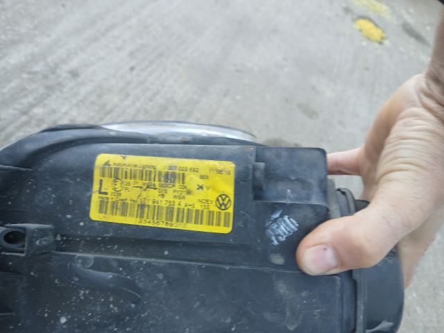 bontott VW TOURAN Bal Xenon Fényszóró