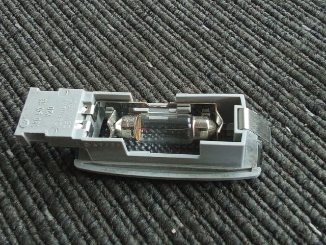 bontott VW TOURAN Beltér Világítás Első