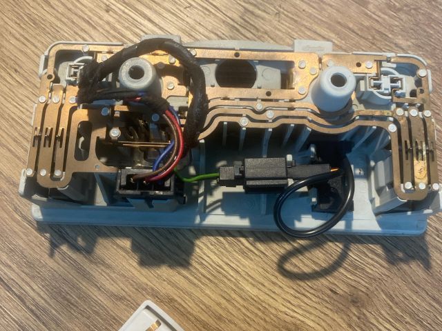 bontott VW TOURAN Beltér Világítás Első