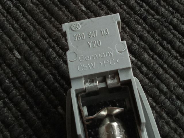 bontott VW TOURAN Beltér Világítás Első