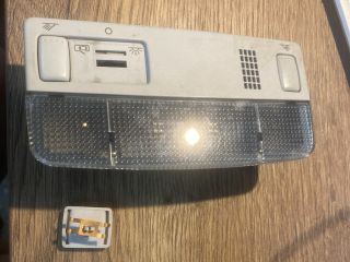 bontott VW TOURAN Beltér Világítás Első