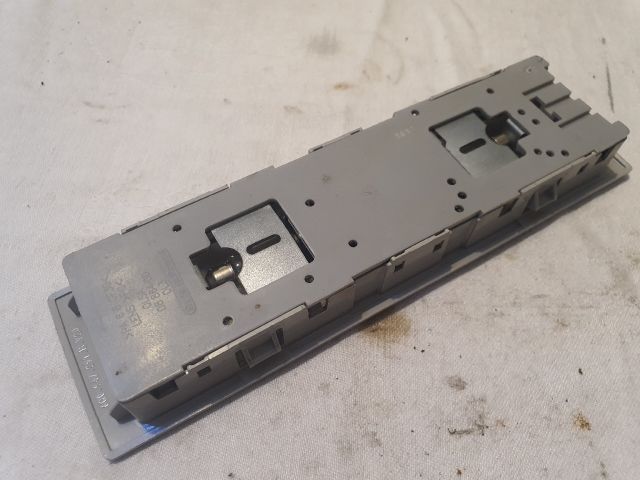 bontott VW TOURAN Beltér Világítás Hátsó