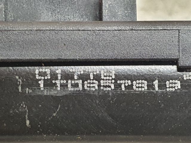 bontott VW TOURAN Biztonsági Öv Magasság Állító