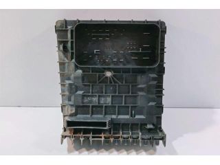 bontott VW TOURAN Biztosítéktábla Utastér