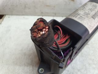 bontott VW TOURAN Biztosítéktábla Utastér