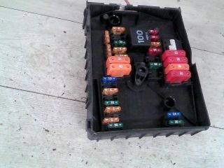 bontott VW TOURAN Biztosítéktábla Utastér