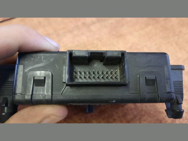 bontott VW TOURAN CANBUS Elektronika