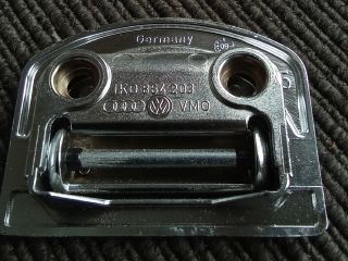 bontott VW TOURAN Csomagrögzítő