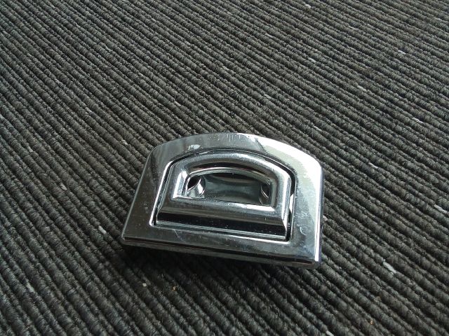 bontott VW TOURAN Csomagrögzítő