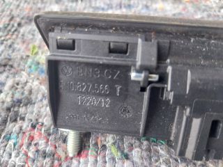 bontott VW TOURAN Csomagtér Nyitó Kar / Gomb