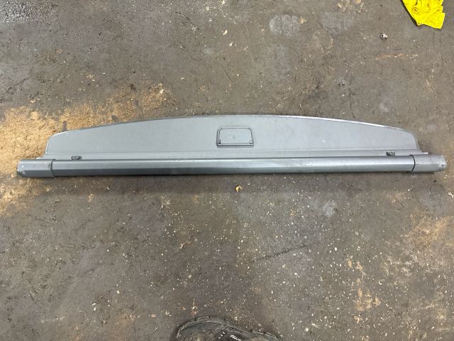 bontott VW TOURAN Csomagtér Roló