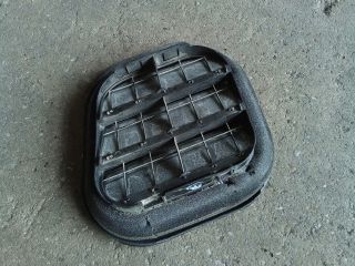 bontott VW TOURAN Csomagtér Szellőző Bal