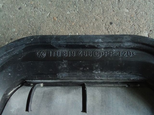 bontott VW TOURAN Csomagtér Szellőző Jobb