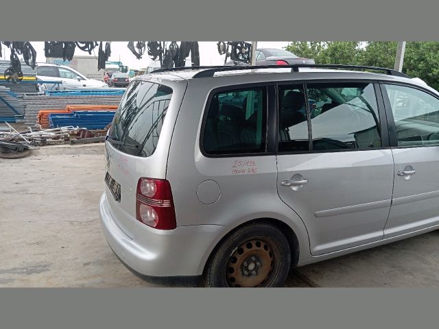 bontott VW TOURAN Csomagtér Világítás