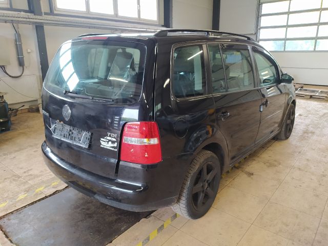 bontott VW TOURAN Csomagtérajtó Burkolat Alsó