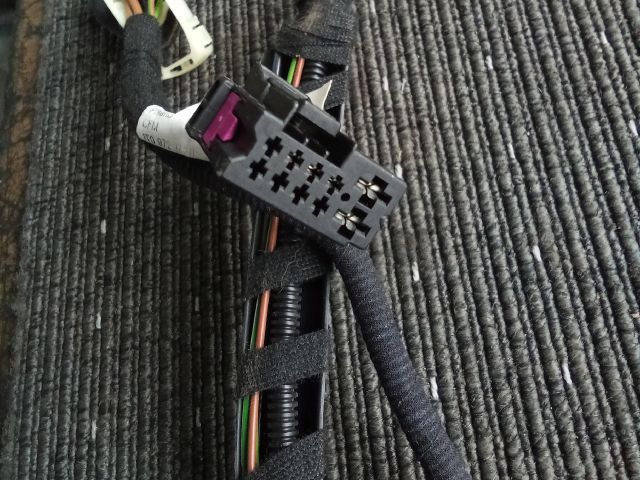 bontott VW TOURAN Csomagtérajtó Kábelköteg