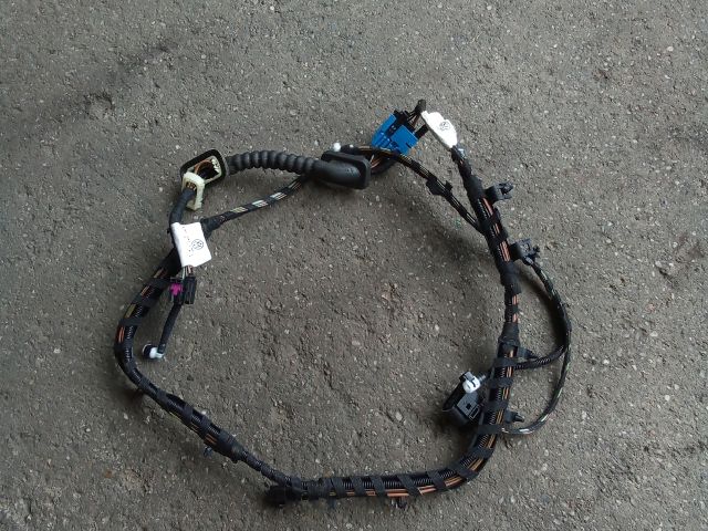 bontott VW TOURAN Csomagtérajtó Kábelköteg