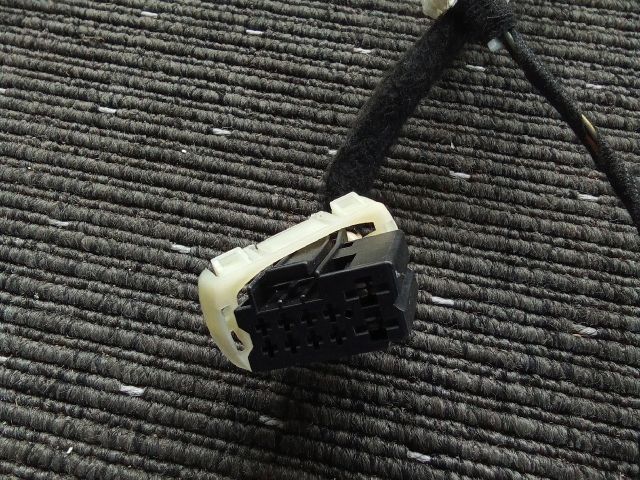 bontott VW TOURAN Csomagtérajtó Kábelköteg