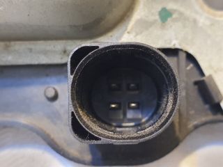 bontott VW TOURAN Csomagtérajtó Kilincs