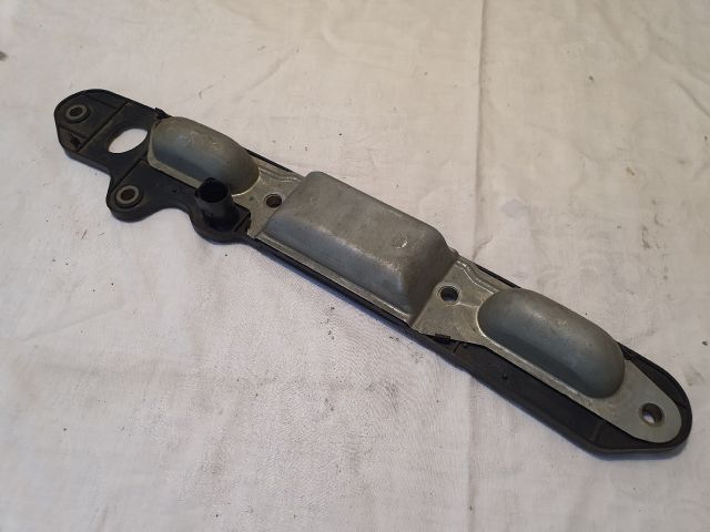 bontott VW TOURAN Csomagtérajtó Kilincs