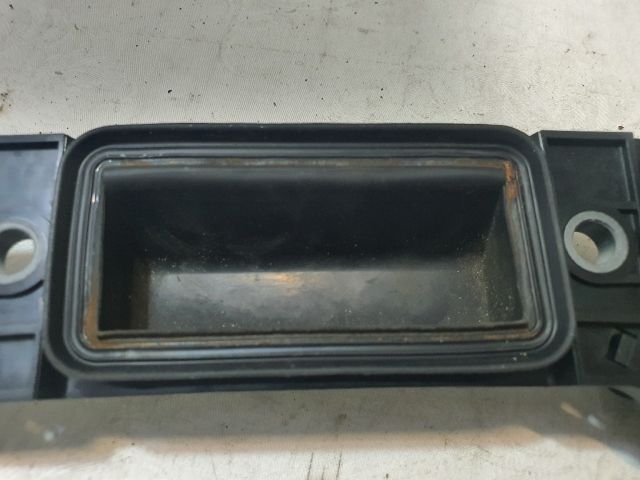 bontott VW TOURAN Csomagtérajtó Kilincs