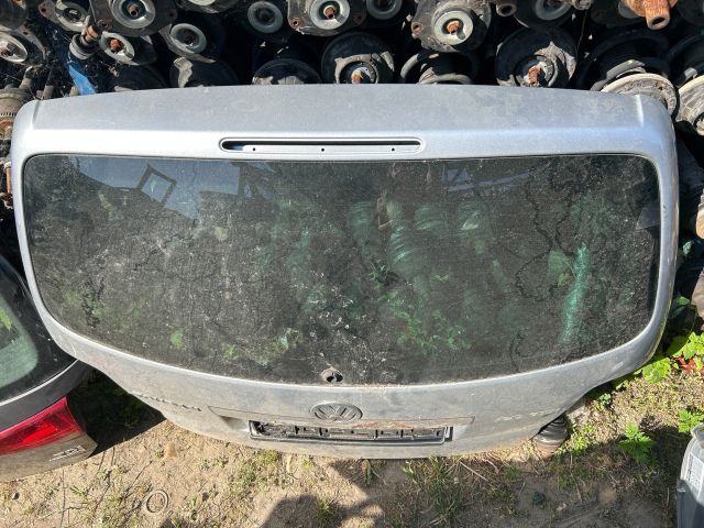 bontott VW TOURAN Csomagtérajtó (Részeivel)