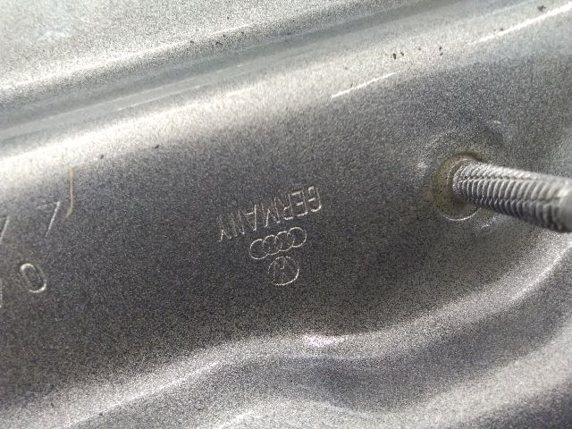 bontott VW TOURAN Csomagtérajtó (Részeivel)