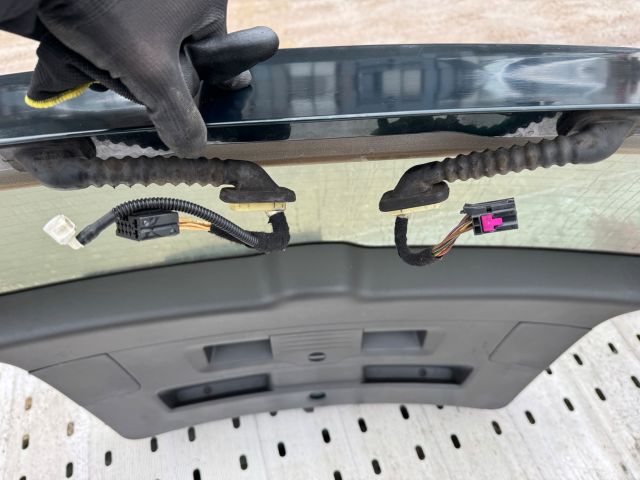 bontott VW TOURAN Csomagtérajtó (Részeivel)