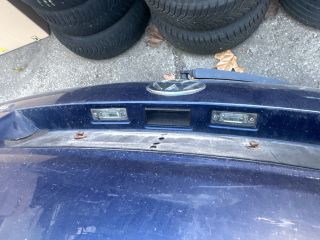 bontott VW TOURAN Csomagtérajtó (Részeivel)