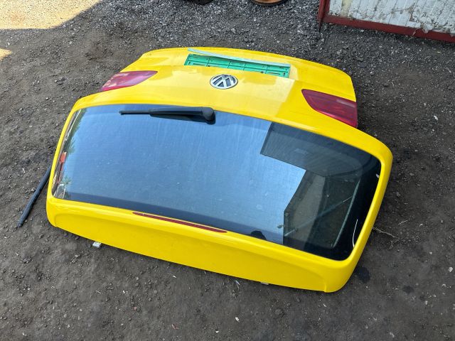 bontott VW TOURAN Csomagtérajtó (Részeivel)