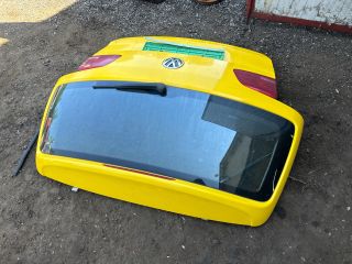 bontott VW TOURAN Csomagtérajtó (Részeivel)