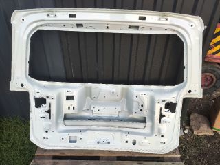 bontott VW TOURAN Csomagtérajtó (Üres lemez)