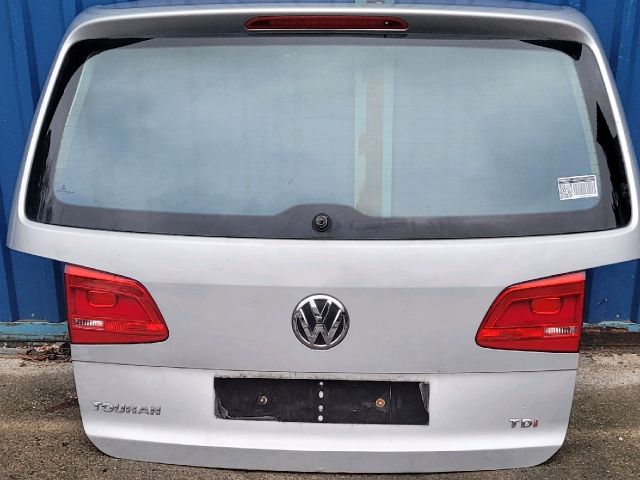 bontott VW TOURAN Csomagtérajtó (Üres lemez)