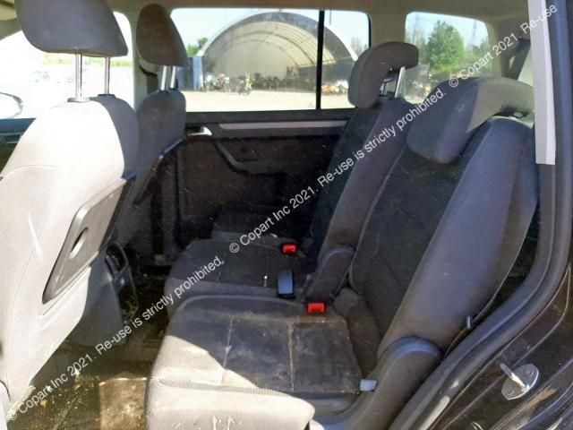 bontott VW TOURAN Csomagtérajtó (Üres lemez)