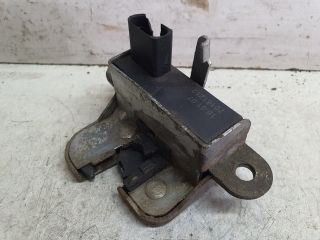 bontott VW TOURAN Csomagtérajtó Zárszerkezet