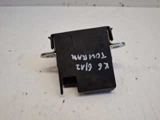 bontott VW TOURAN Csomagtérajtó Zárszerkezet