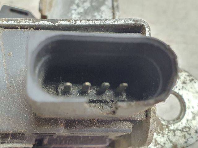 bontott VW TOURAN Csomagtérajtó Zárszerkezet