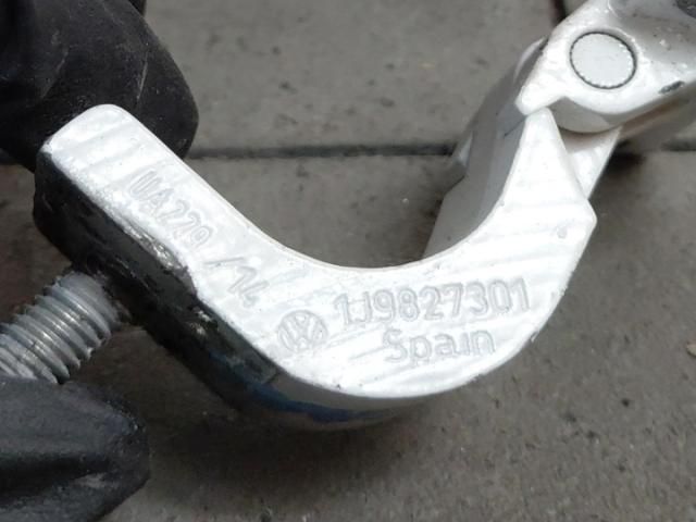 bontott VW TOURAN Csomagtérajtó Zsanér