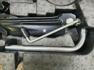 bontott VW TOURAN Defekt Javító Készlet