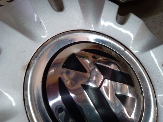 bontott VW TOURAN Dísztárcsa Pár