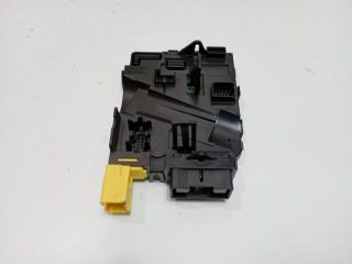 bontott VW TOURAN Elektronika (Magában)